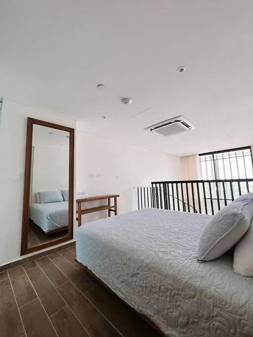Apartment Pool & Rooftop! Steps To The Old City And Getsemany Cartagena